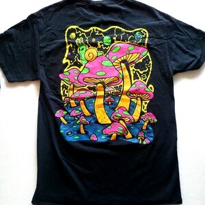 Alab Trippy Mushroom Tshirt